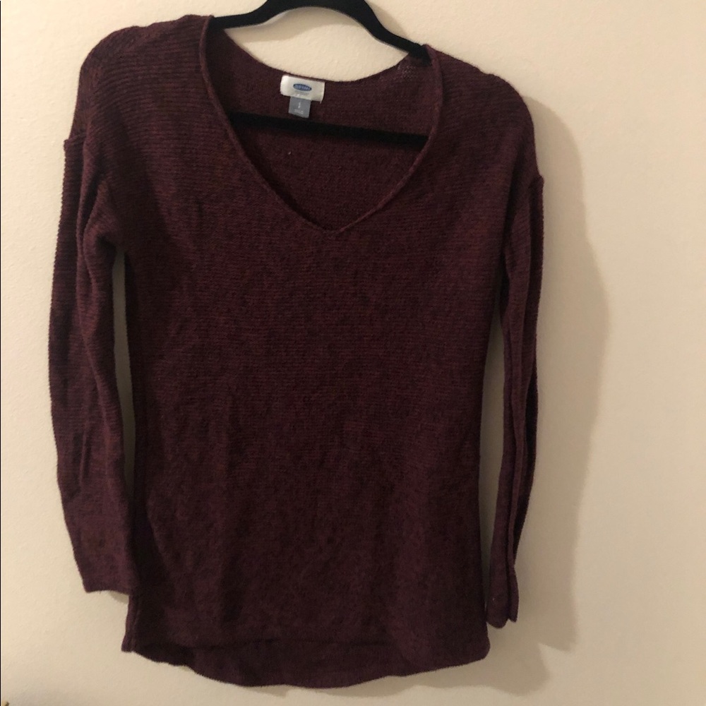OLD NAVY MAROON SWEATER